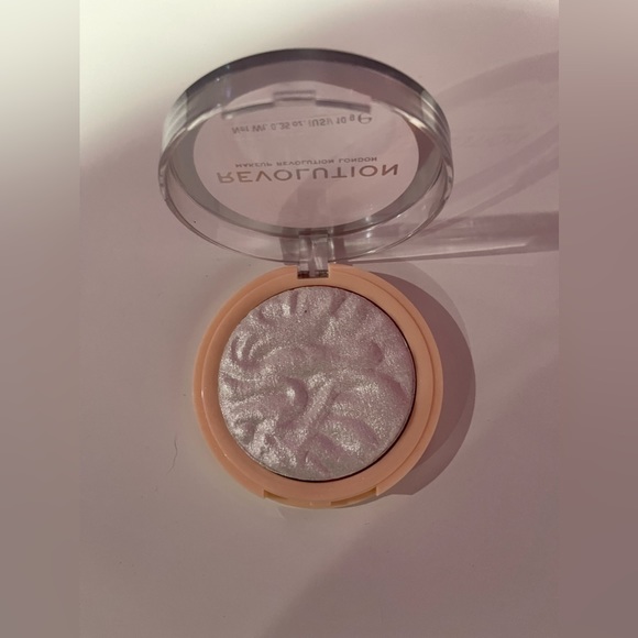 Revolution Highlight - Picture 3 of 3